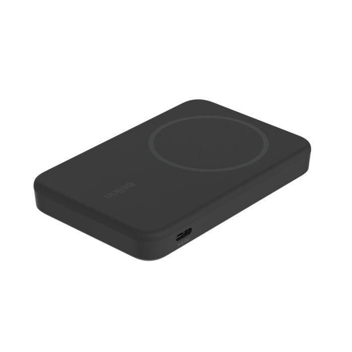 Batería externa Belkin magnética 5K con Qi2 (15 W)